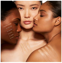 Load image into Gallery viewer, Tom Ford Shade and Illuminate Soft Radiance Foundation SPF 50 30ml / 1 oz