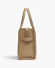 Load image into Gallery viewer, Marc Jacobs The Leather Tote Bag - Camel