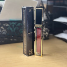 Load image into Gallery viewer, Tom Ford Gloss Luxe Lip Gloss luxury high shine lip gloss
